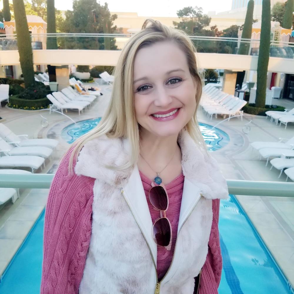 Meet your Posher, Christiana